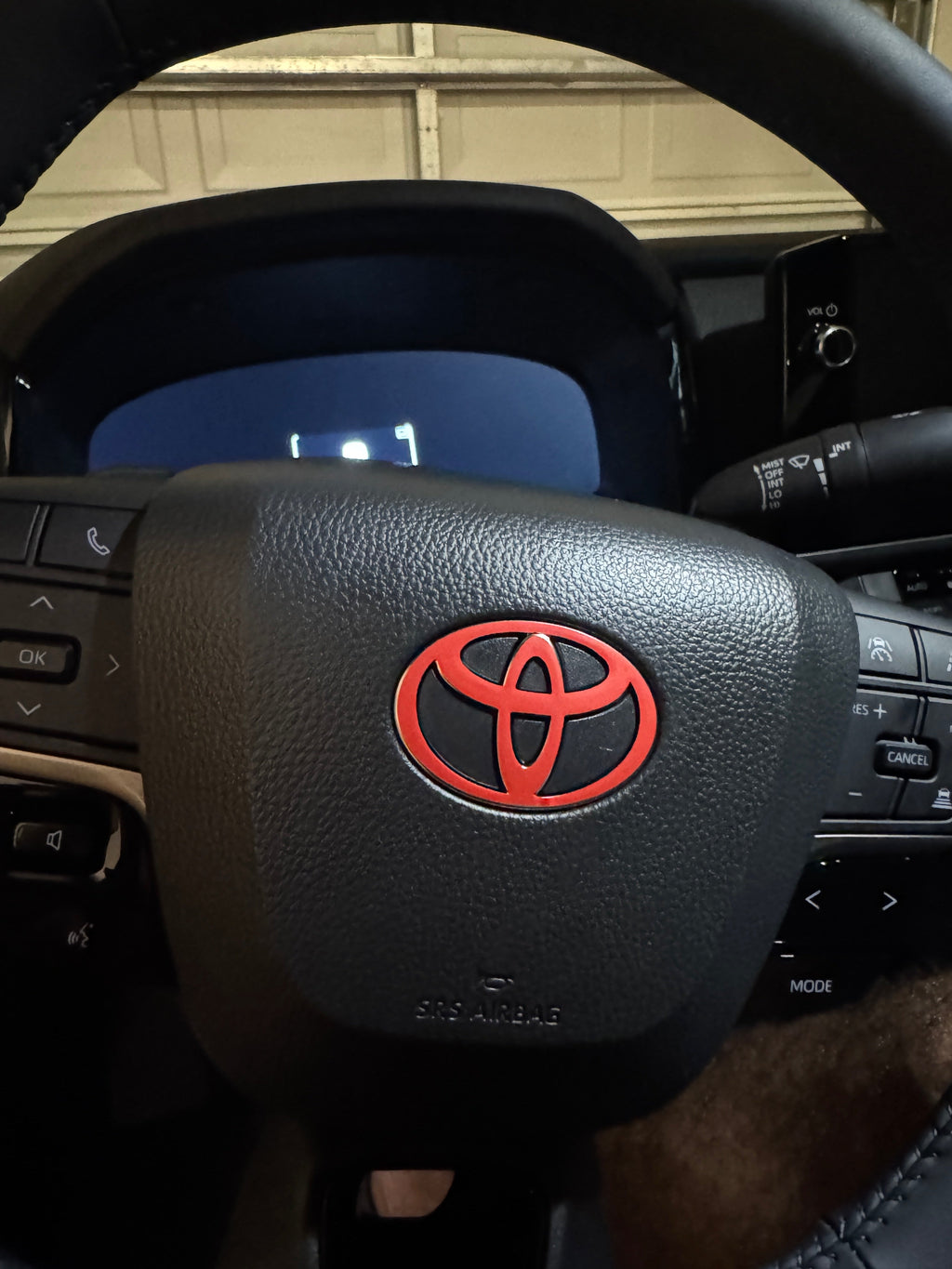 Steering Overlay Stickers - Toyota Camry (2025-2026) SE / XSE / LE / XLE