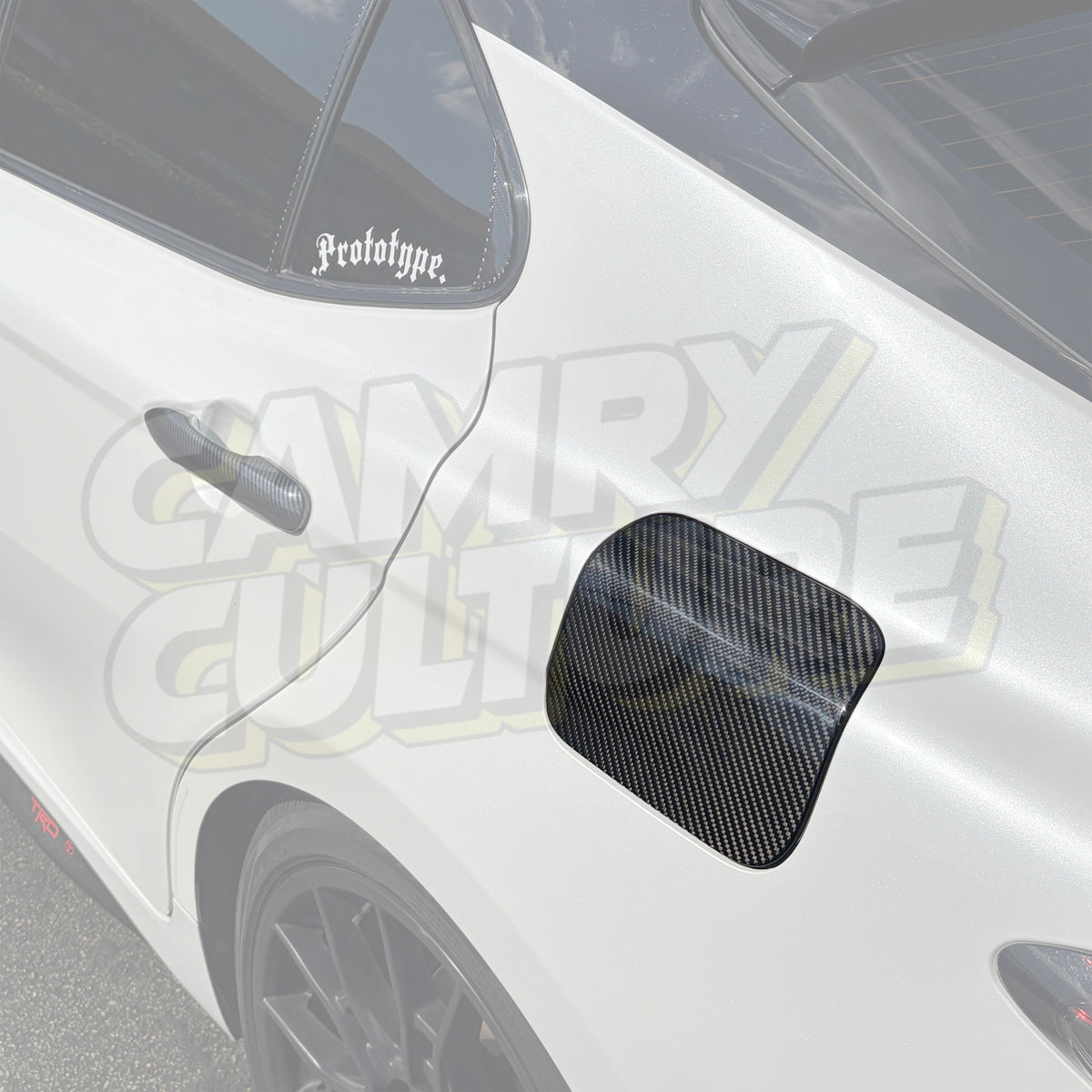 Carbon Fiber Fuel / Gas Tank Cap Cover - Toyota Camry (2018-2024) SE / XSE / LE / XLE / TRD