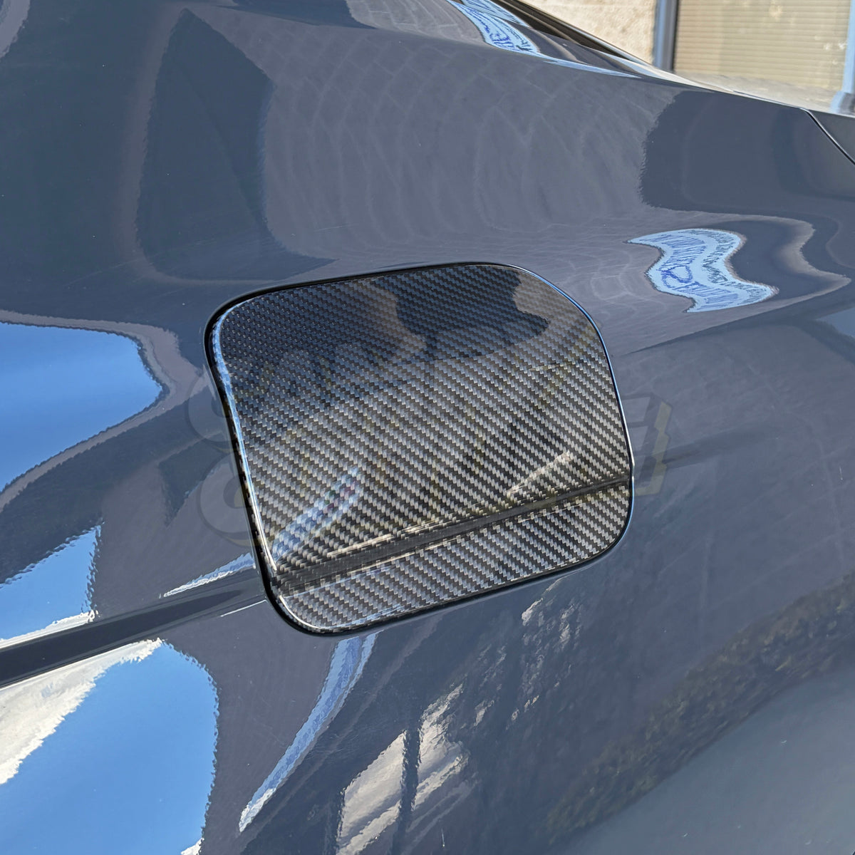 Carbon Fiber Fuel / Gas Tank Cap Cover- Toyota Camry (2025-2026) SE / XSE / LE / XLE
